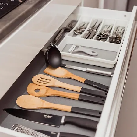 Moderne Naehe Vw - Conti *