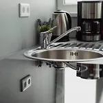 Moderne Naehe Vw - Conti *