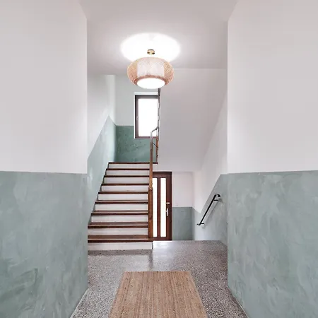 Moderne Naehe Vw - Conti * Hannover