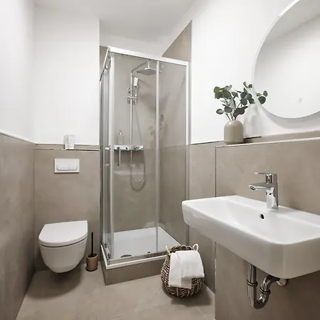 Moderne Naehe Vw - Conti Apartmán